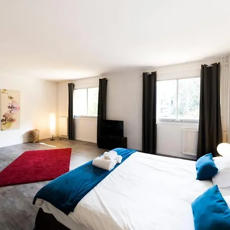 Appartement Le Parc Des Freres Lumiere *